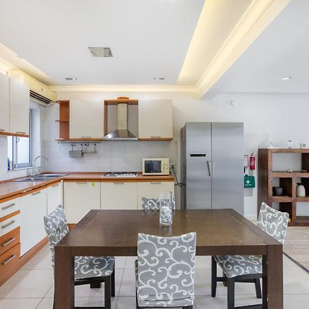 Seafront Apartment-Hosted By Sweetstay Pietà Exteriér fotografie