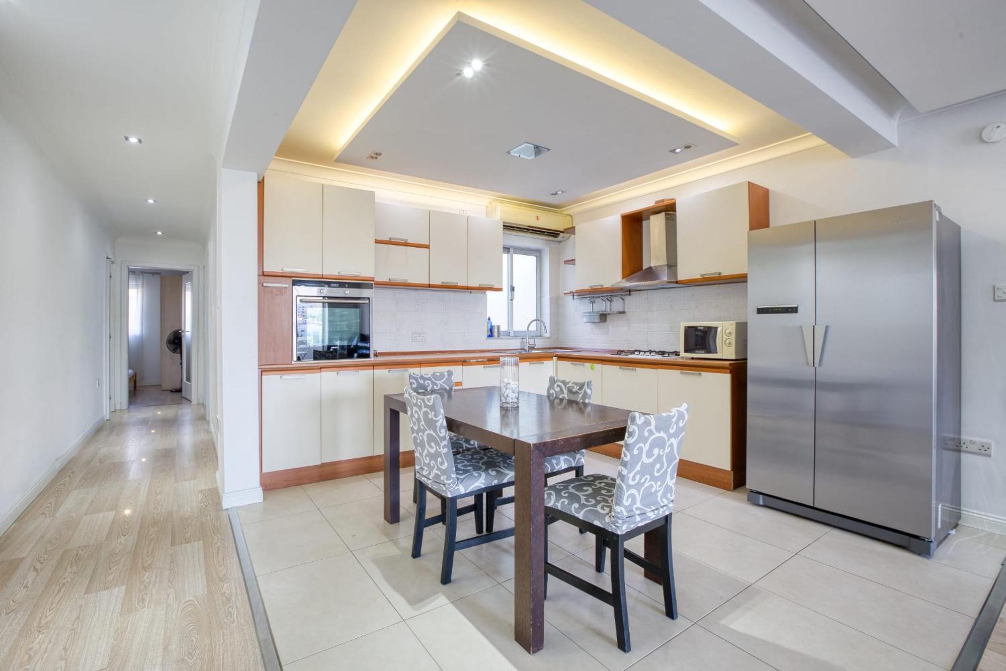 Seafront Apartment-Hosted By Sweetstay Pietà Exteriér fotografie