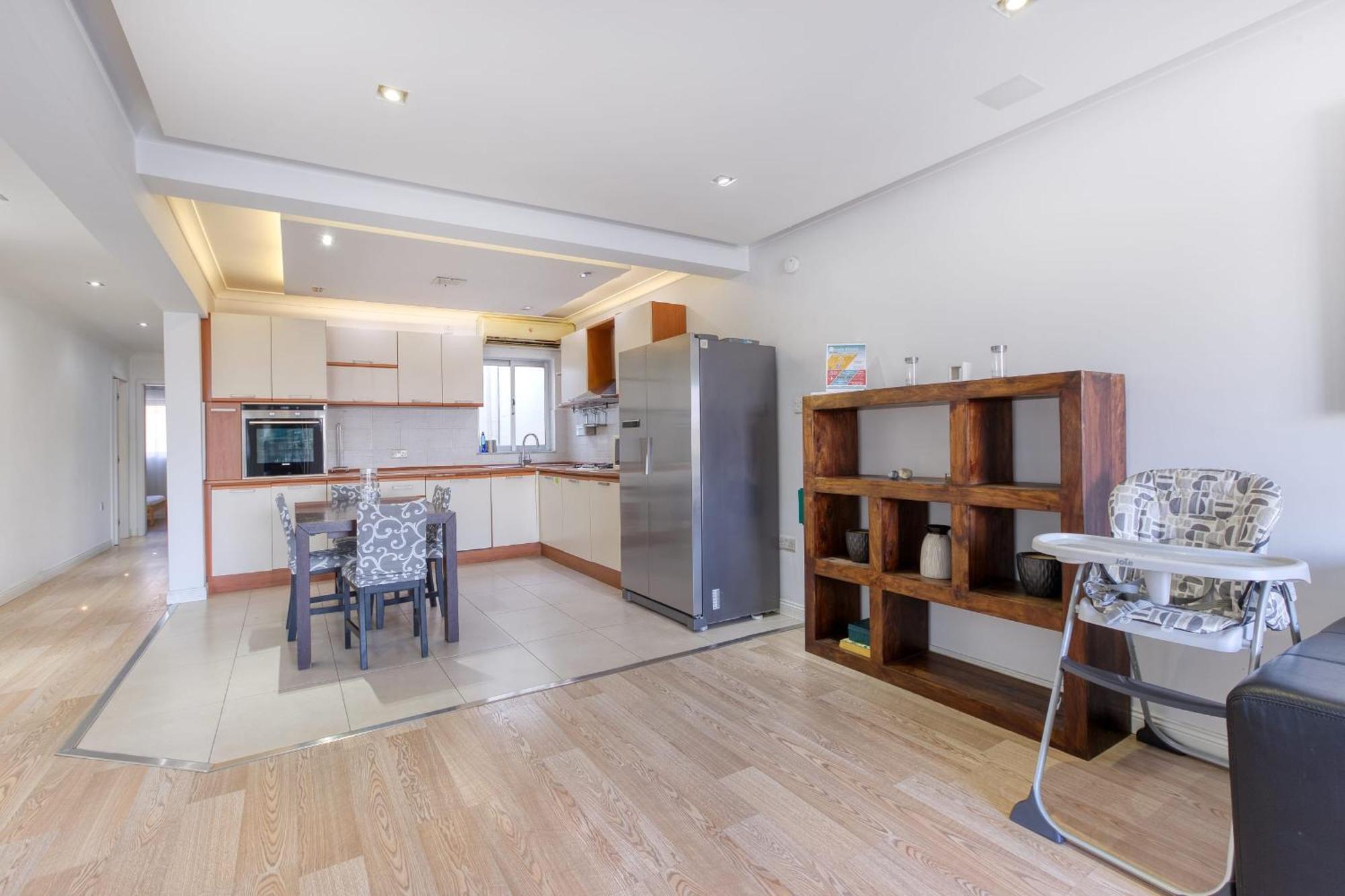 Seafront Apartment-Hosted By Sweetstay Pietà Exteriér fotografie